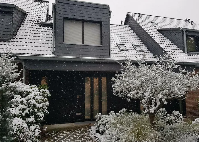 Haus Palmengarten 埃克拉特